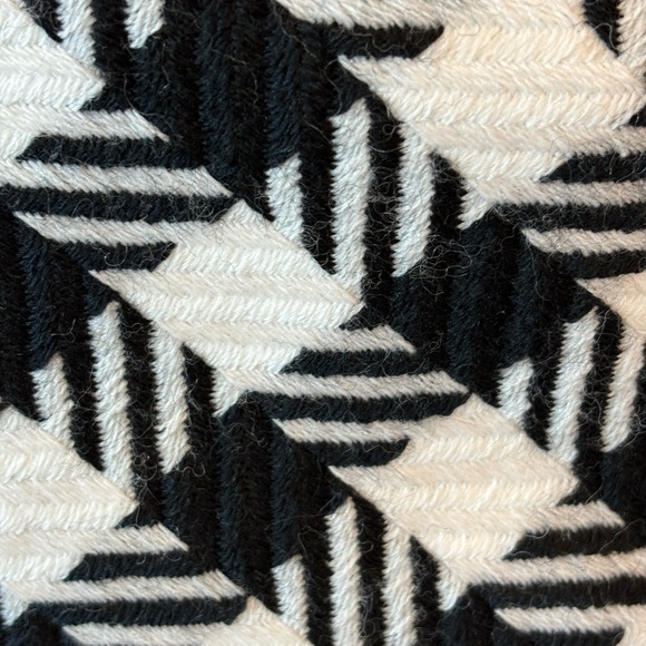 White House Black Market Check Skirt 00 - Picture 2 of 8